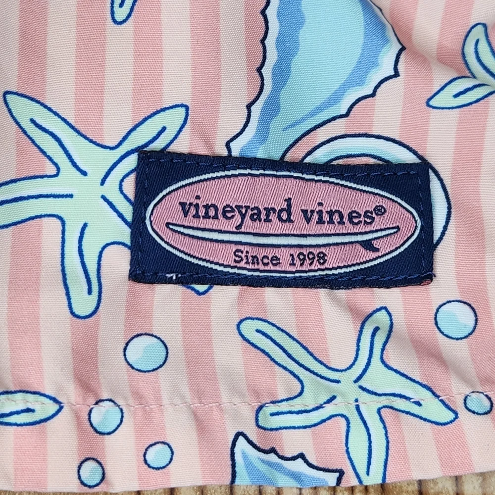 Vineyard Vines Seahorse Starfish Board Shorts Swim‎ Trunks Size M